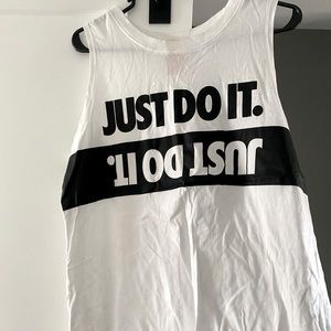 NIKE TANK